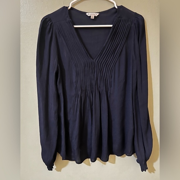 Nanette Lepore navy long sleeve front pleat blouse size medium - Picture 4 of 8
